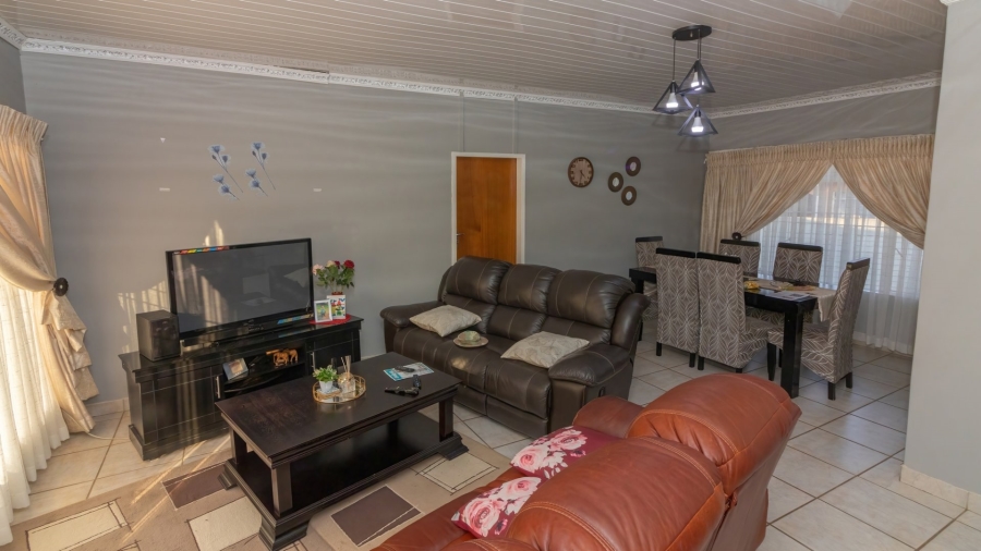 3 Bedroom Property for Sale in West Park Free State